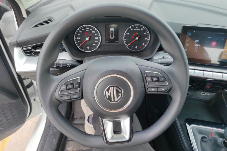 MG 5 2026 image de voiture #15