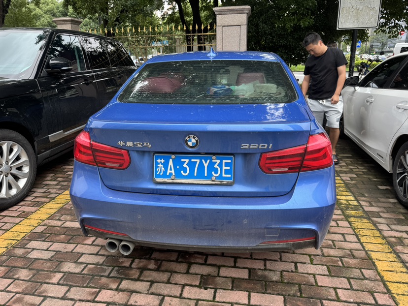 BMW 3 Series 2019 car image #7
