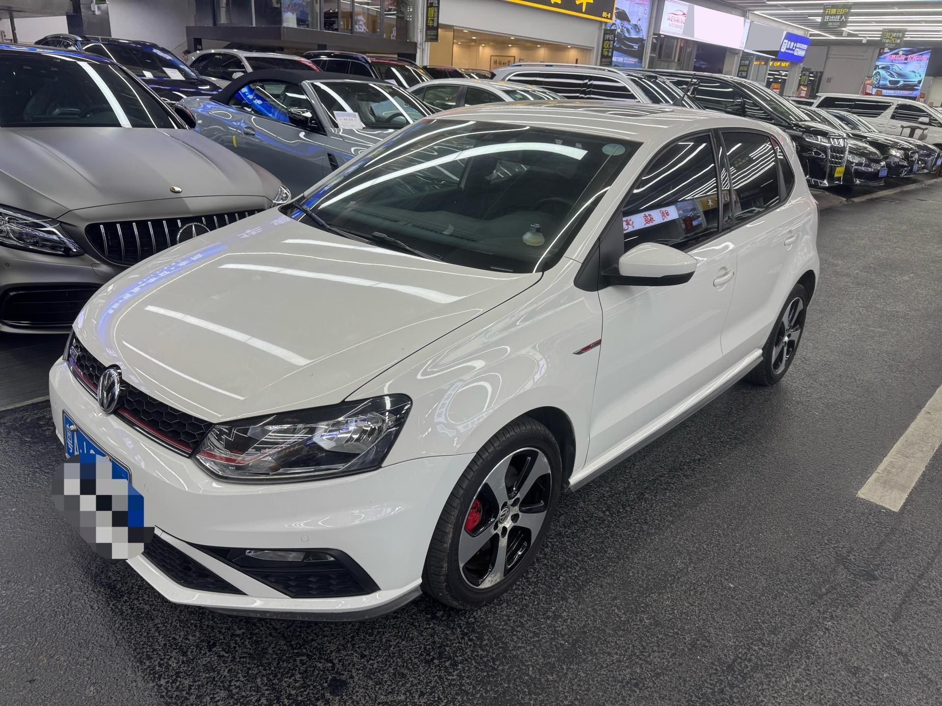 2016 2016 car image