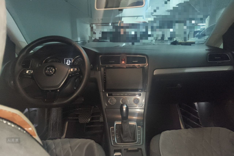Volkswagen Golf 2018 car image #11