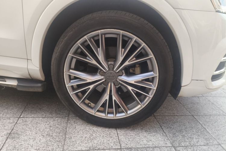 Audi Q3 2018 #9 Audi Q3 2018 صورة سيارة #9