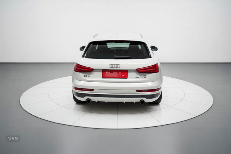 Audi Q3 2018 car image #6