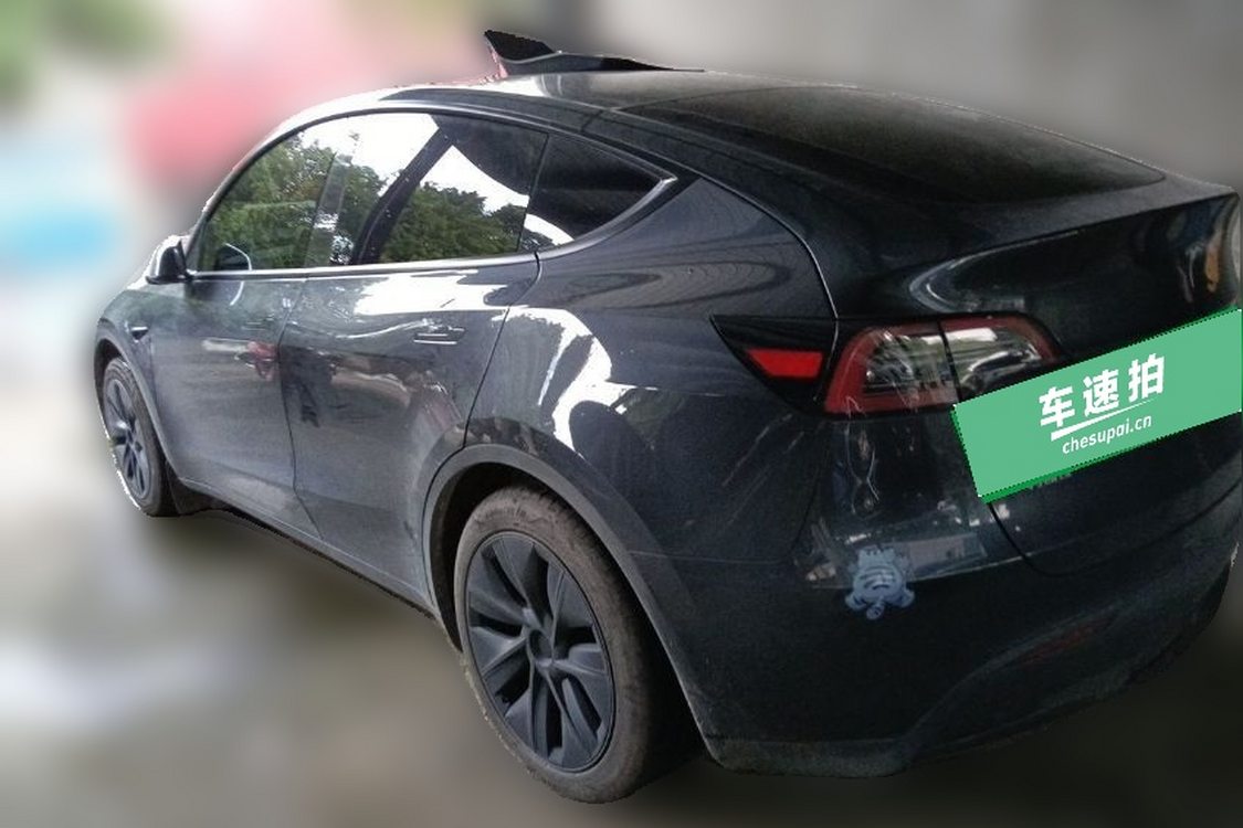 Tesla Model Y 2024 #3 Tesla Model Y 2024 car image #3