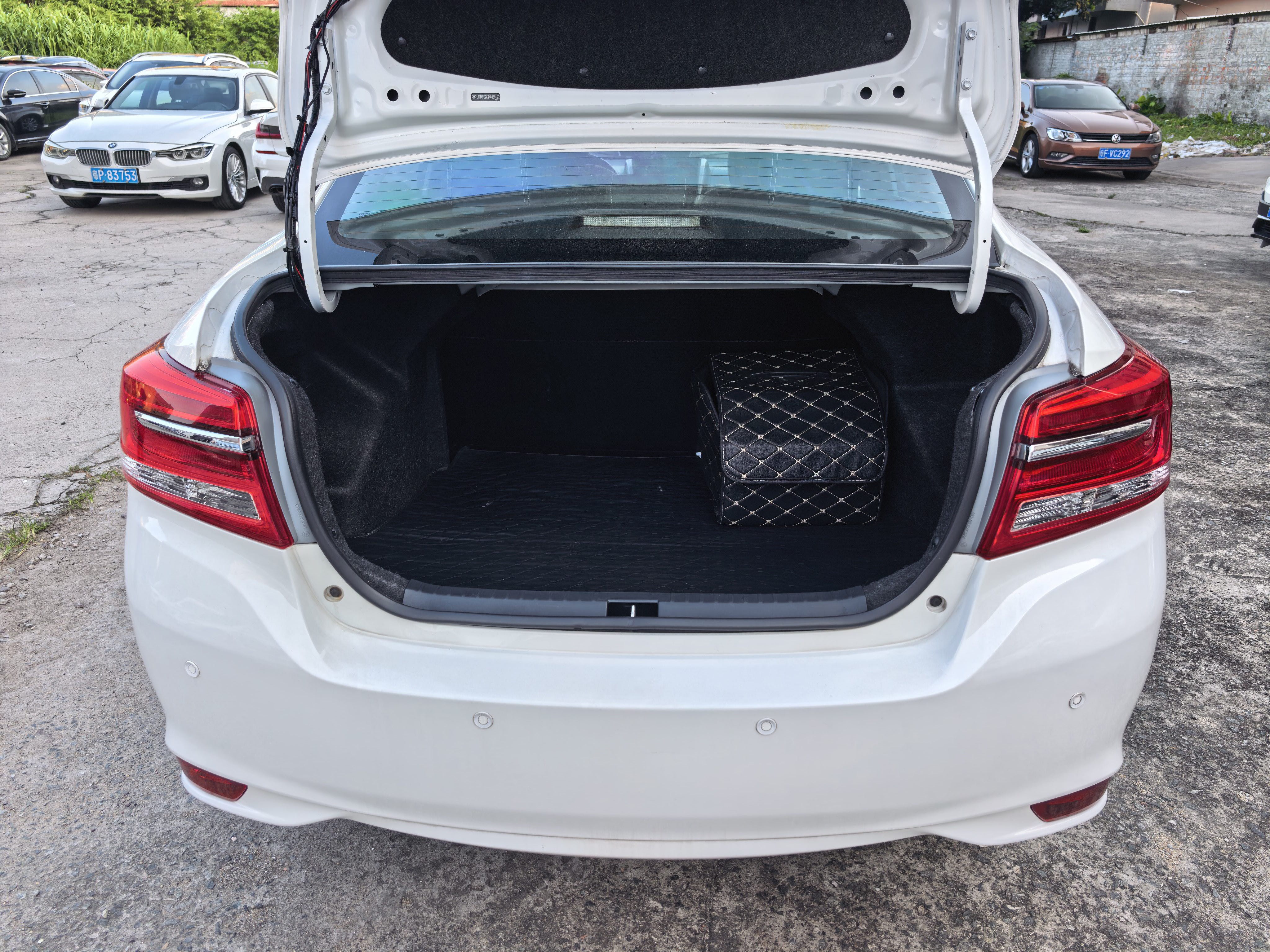 Toyota Vios 2019 imagen de coche #11