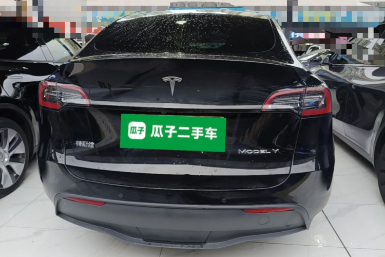 Tesla Model Y 2022 #6 Tesla Model Y 2022 car image #6