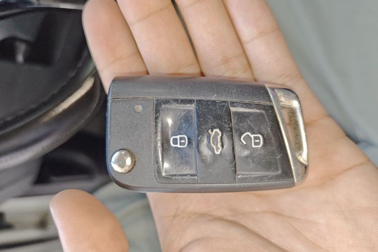 Volkswagen Tharu 2019 #11 Volkswagen Tharu 2019 car image #11