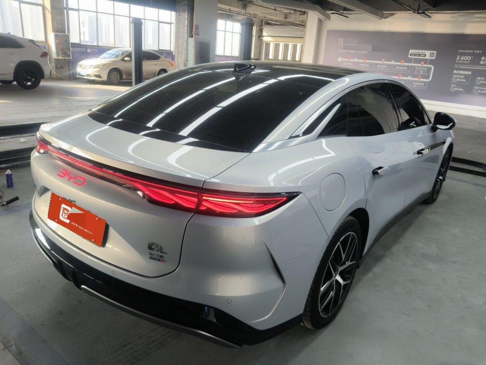 BYD HanL 2025 #4 BYD HanL 2025 изображение автомобиля #4