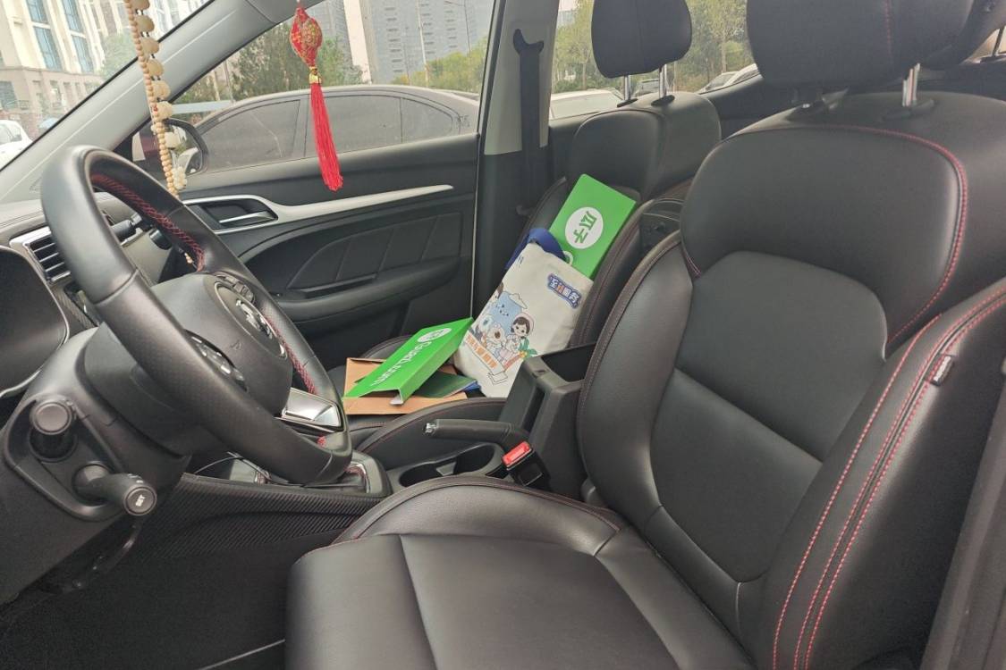 MG ZS 2018 car image #18