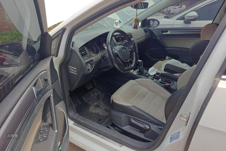 Volkswagen Golf 2017 car image #18