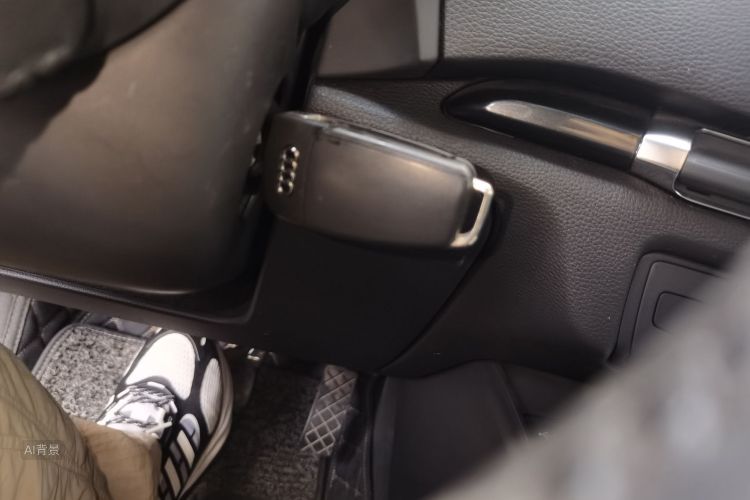 Audi A3 2019 car image #10