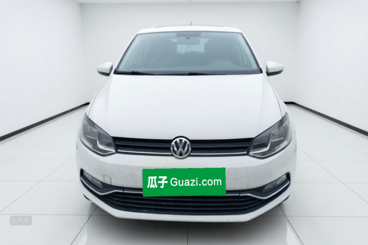 Volkswagen Polo 2016 car image #3