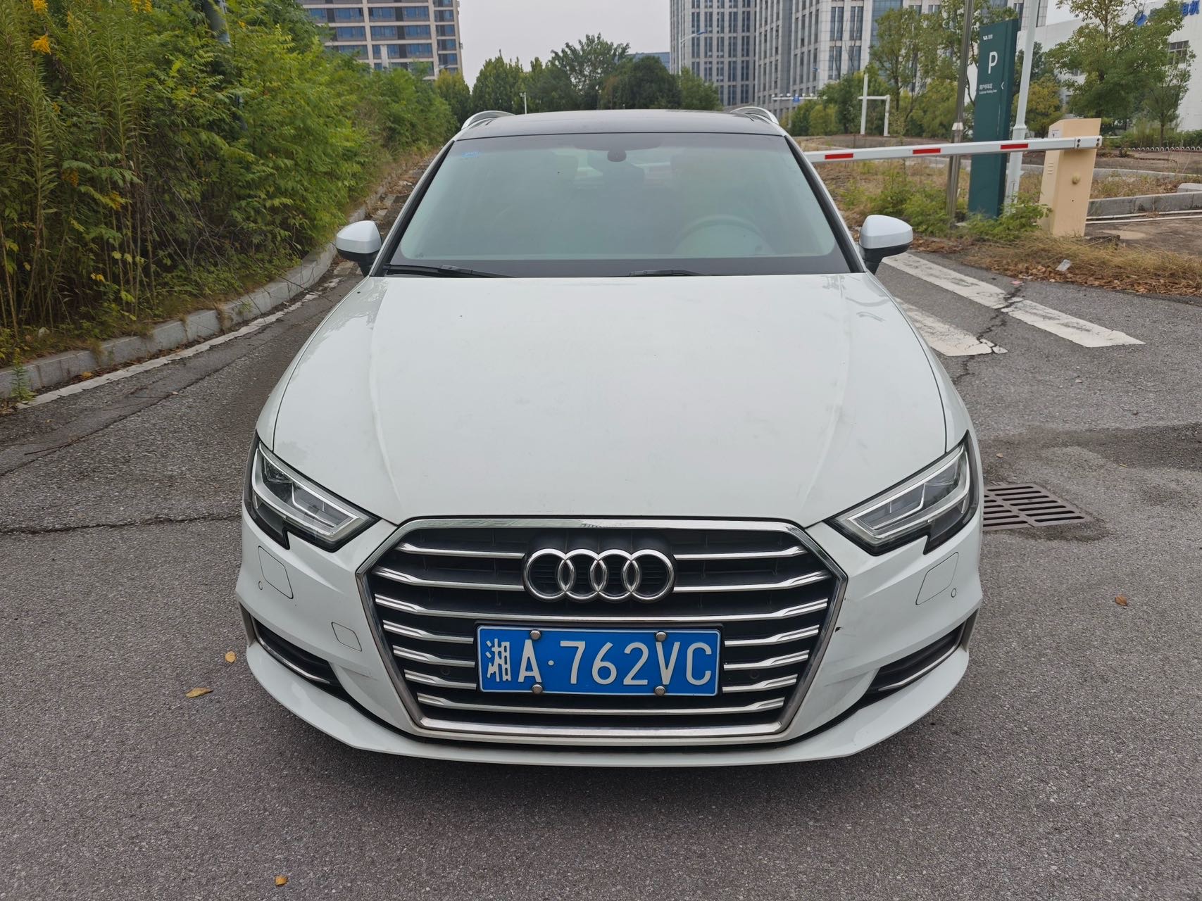 Audi A3 2019 car image #2
