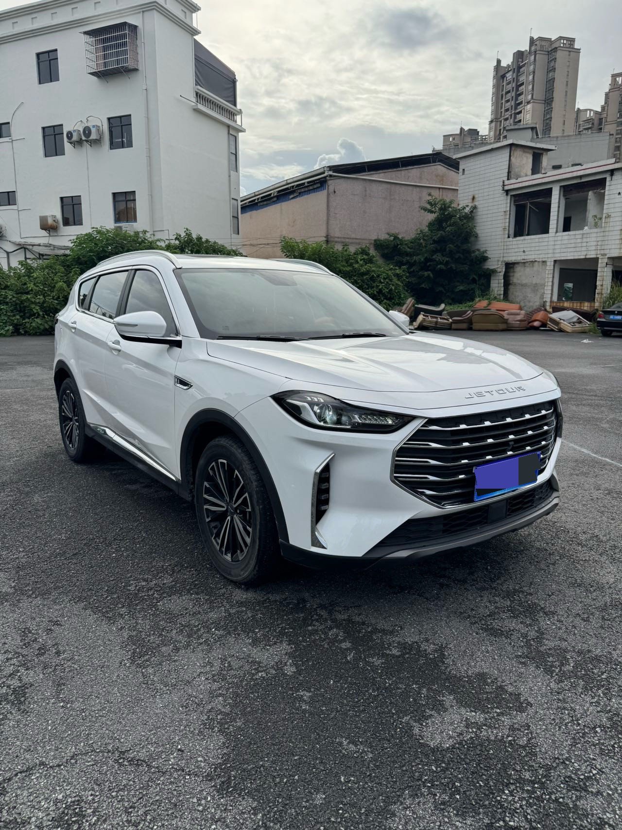 Jetour X70 PLUS 2022 car image #2
