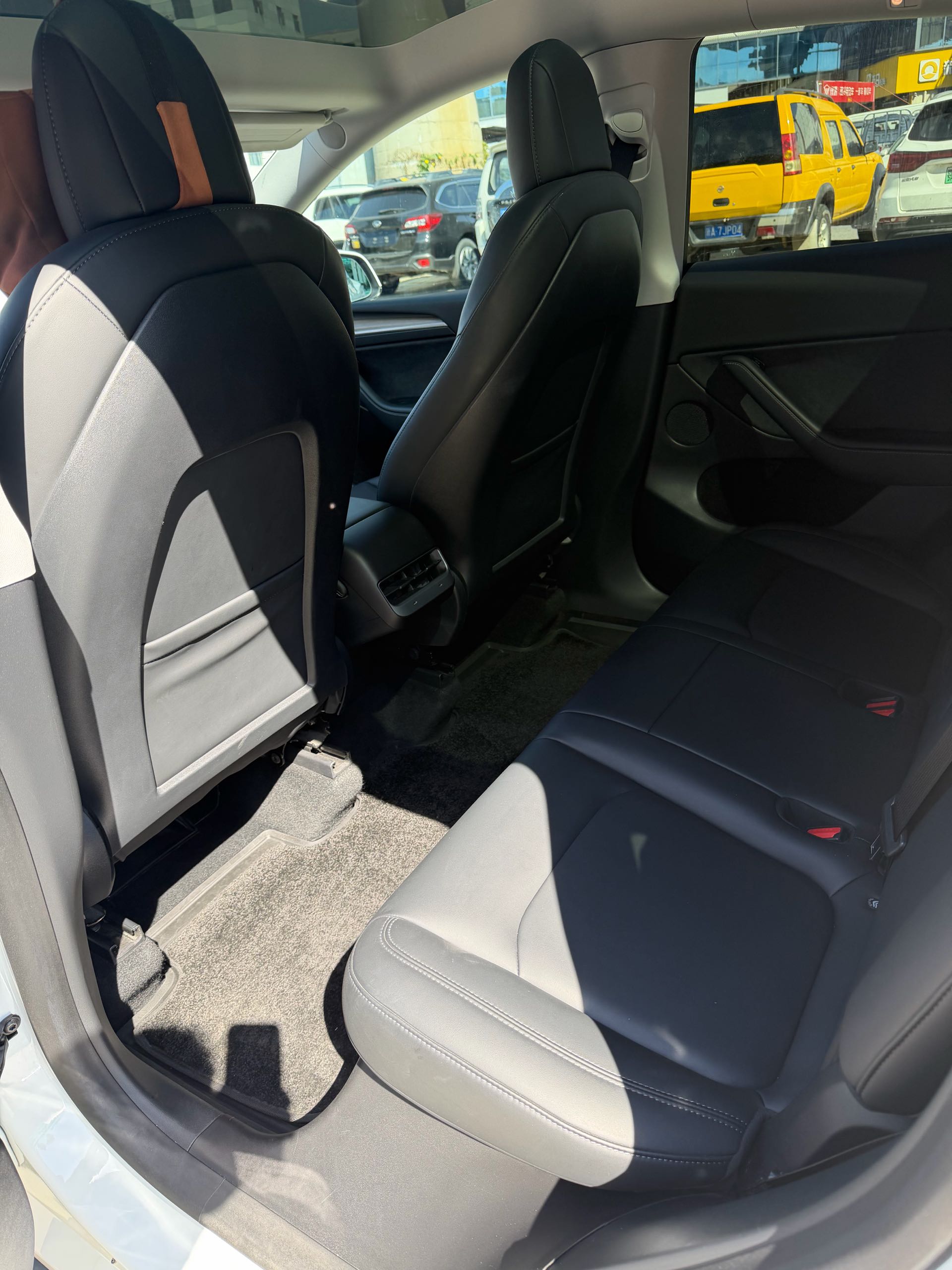 Tesla Model Y 2021 #5 Tesla Model Y 2021 immagine di auto #5