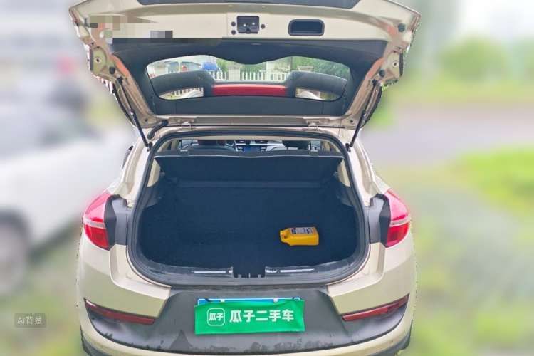 GEELY Emgrand GS 2018 car image #21