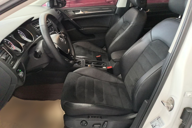 Volkswagen Golf 2018 #19 Volkswagen Golf 2018 car image #19