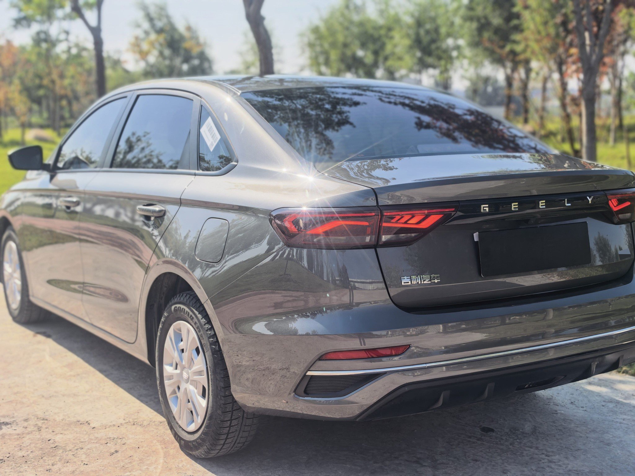 GEELY Emgrand 2025 #8 GEELY Emgrand 2025 car image #8