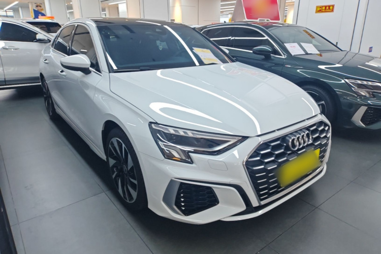 Audi A3 2024 immagine di auto #4