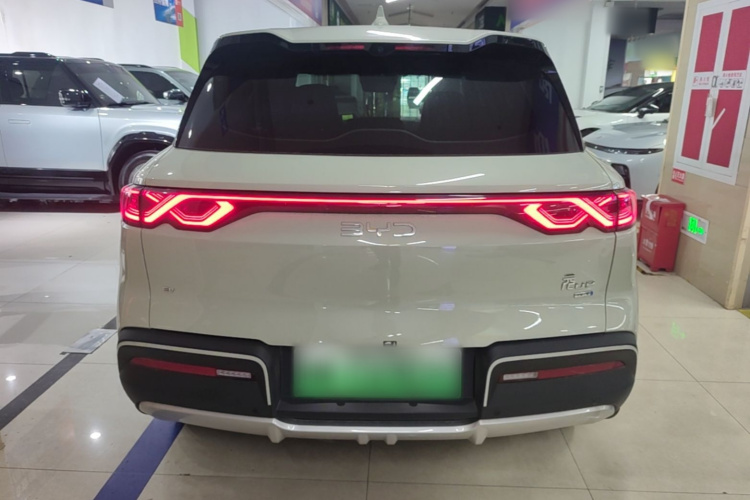 BYD YuanUP 2025 car image #4