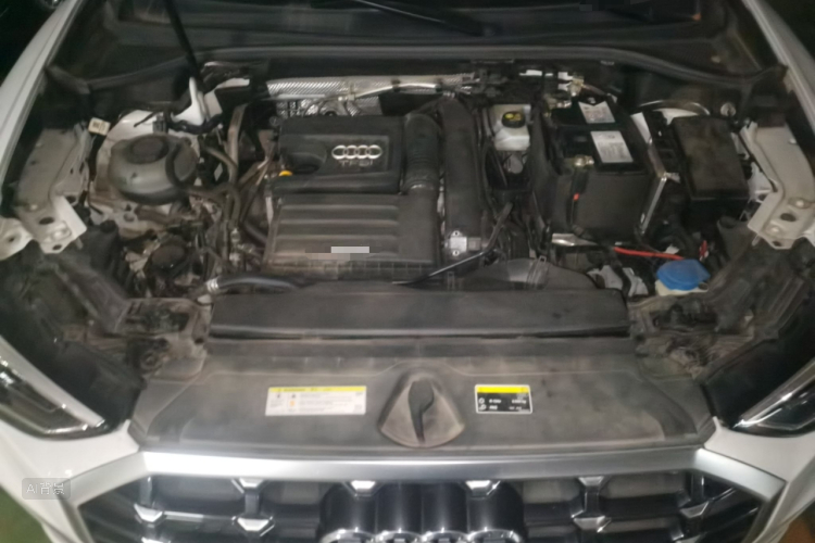 Audi Q3 2021 car image #22
