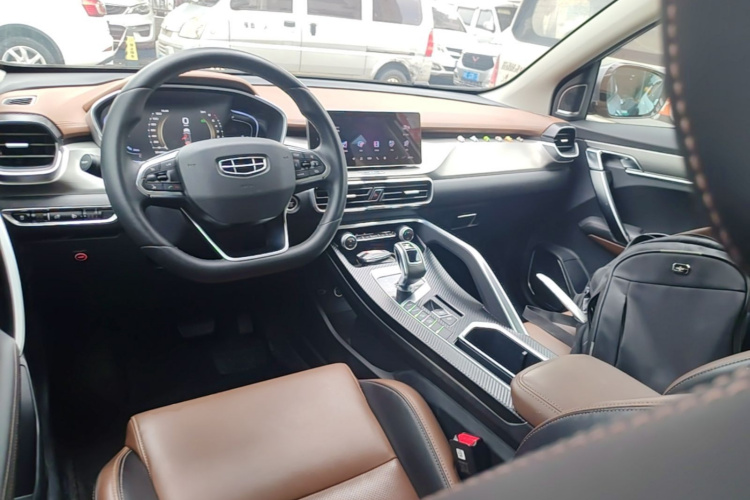 GEELY Coolray 2020 car image #10