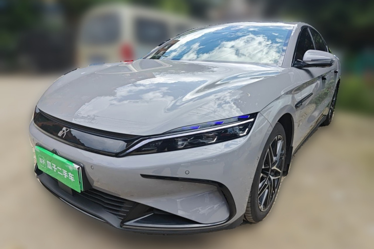 BYD Han 2025 car image #2