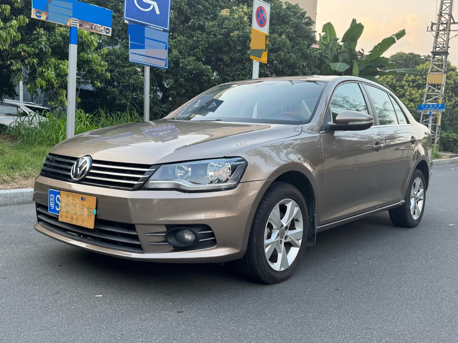 Volkswagen Bora 2015 Volkswagen Bora 2015 car image