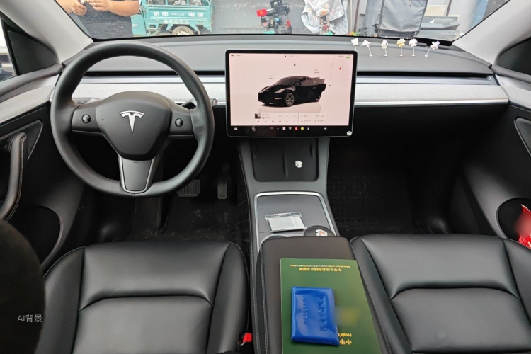 Tesla Model Y 2023 car image #11