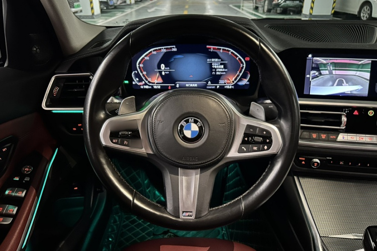 BMW 3 Series 2022 car image #14