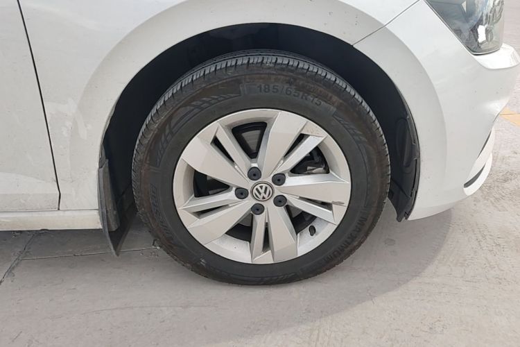 Volkswagen Polo 2020 car image #9