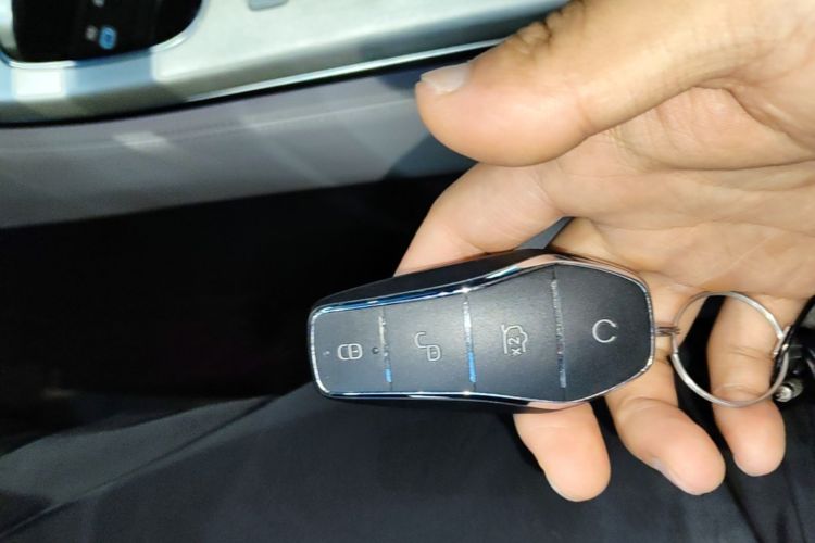 BYD Han 2025 car image #9