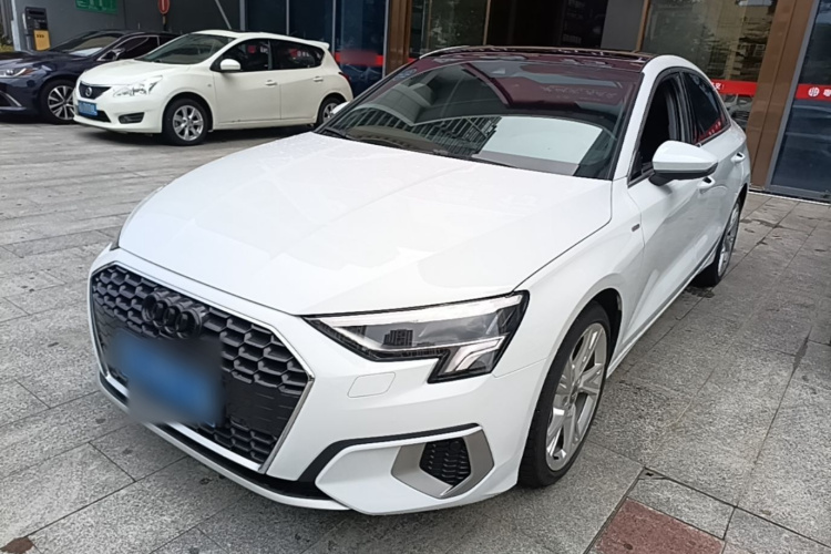 Audi A3 2021 car image #2