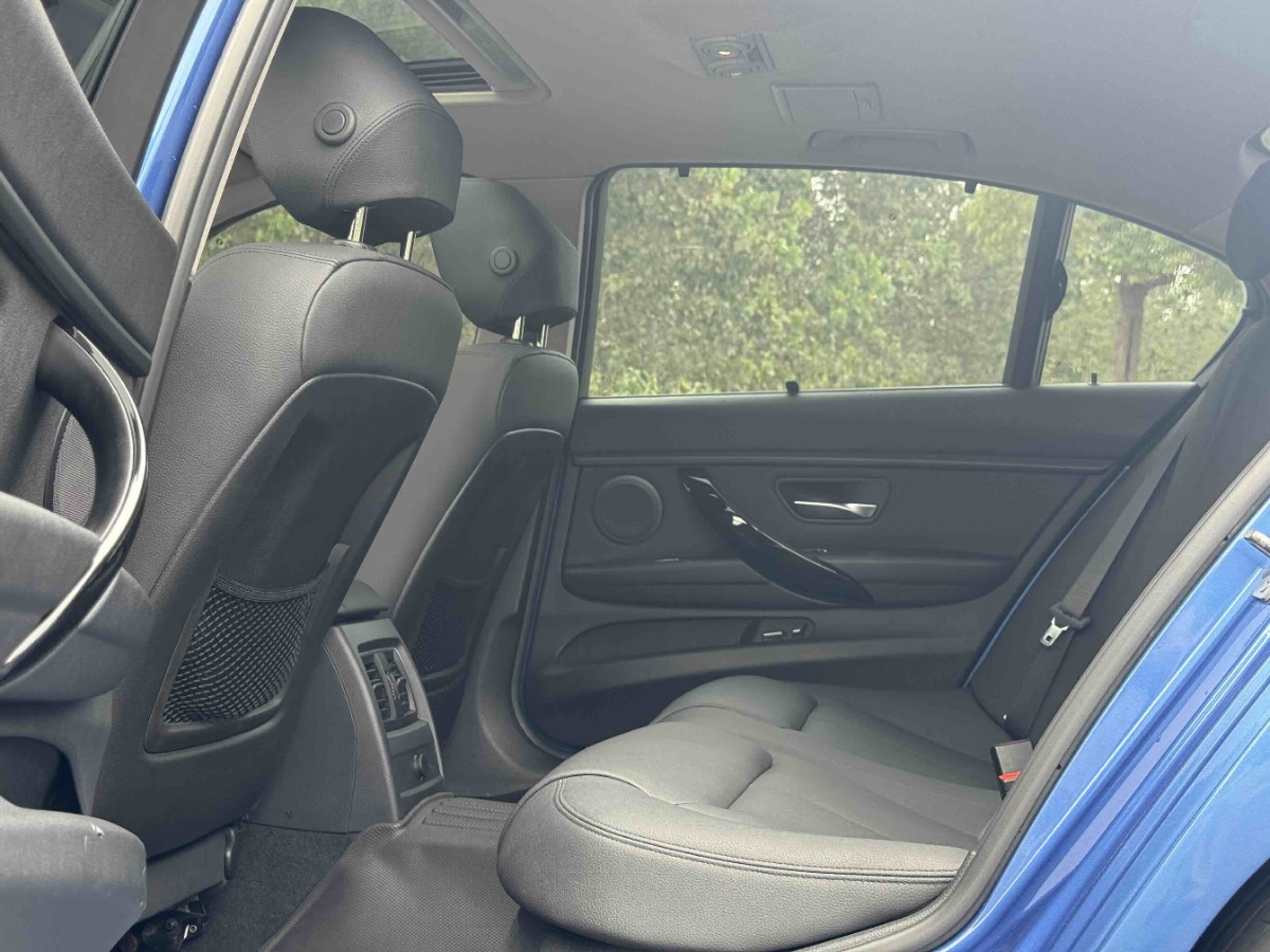 BMW 3 Series 2017 car image #6