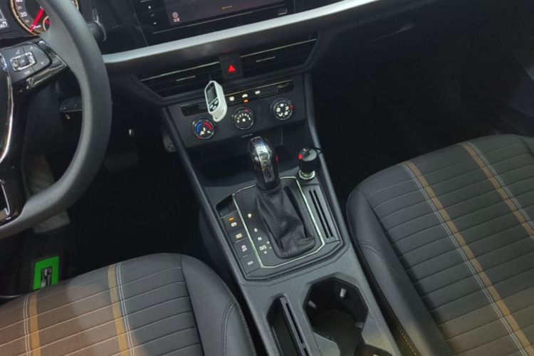 Volkswagen Lavida 2021 #14 Volkswagen Lavida 2021 car image #14