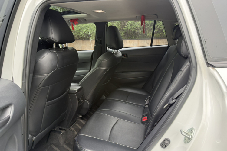 Toyota Corolla Cross 2023 car image #14