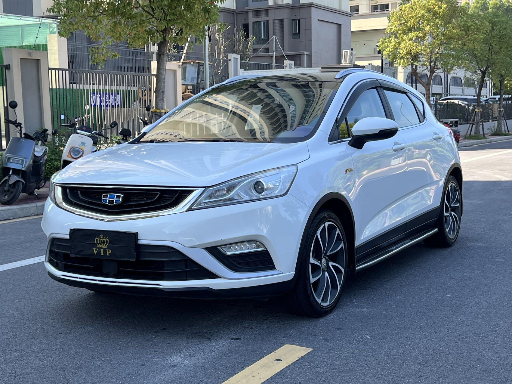 GEELY Emgrand GS 2016 car image 