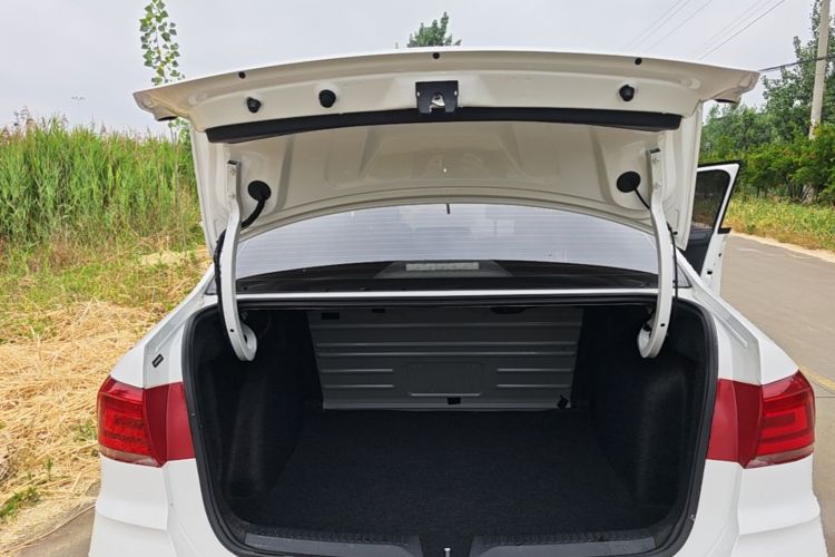 Volkswagen Santana 2019 #19 Volkswagen Santana 2019 car image #19