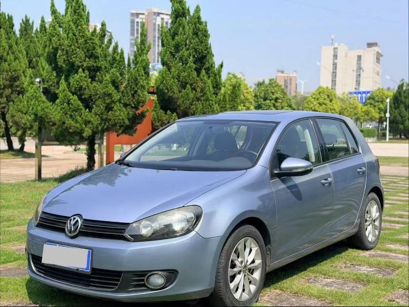 Volkswagen Golf 2011 Volkswagen Golf 2011 immagine di auto
