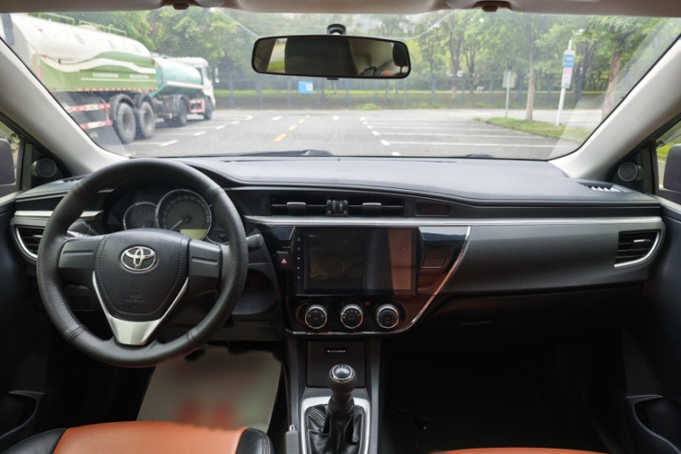 Toyota Corolla 2016 #13 Toyota Corolla 2016 car image #13