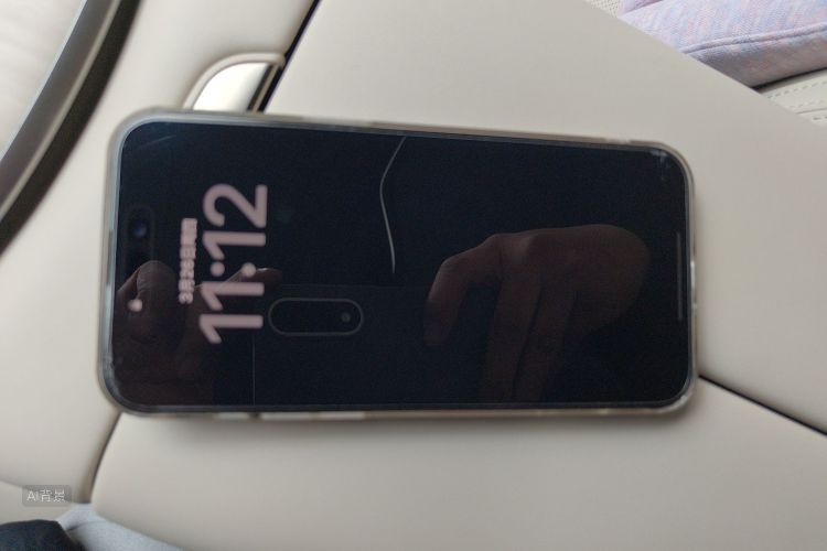 MI SU7 2025 car image #10