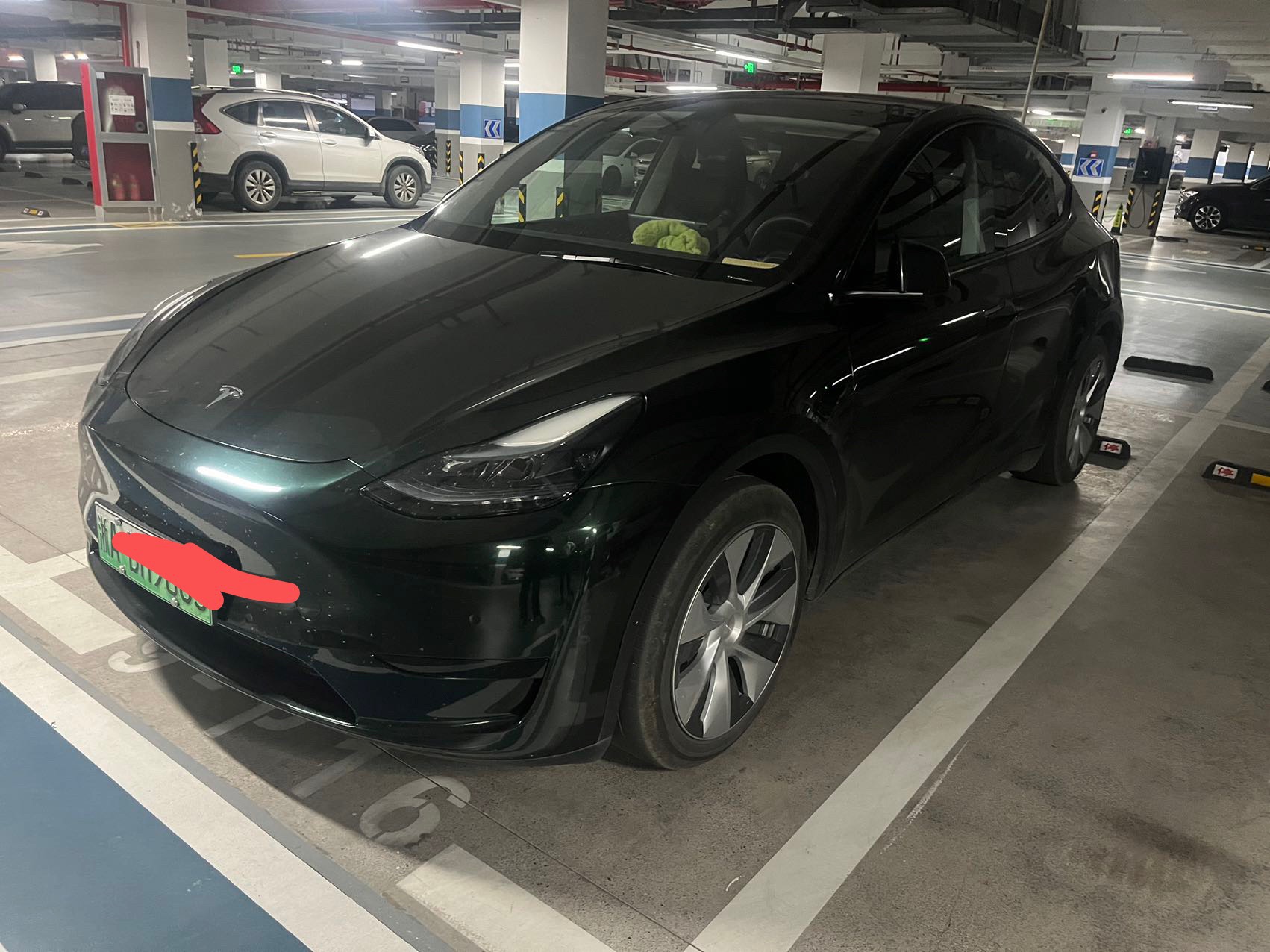 Tesla Model Y 2023 Tesla Model Y 2023 car image