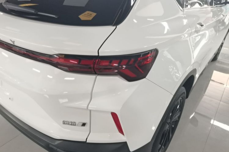 GEELY Coolray 2023 car image #8