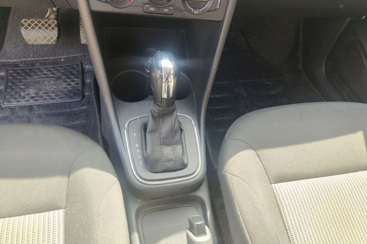 Volkswagen Polo 2019 #14 Volkswagen Polo 2019 car image #14