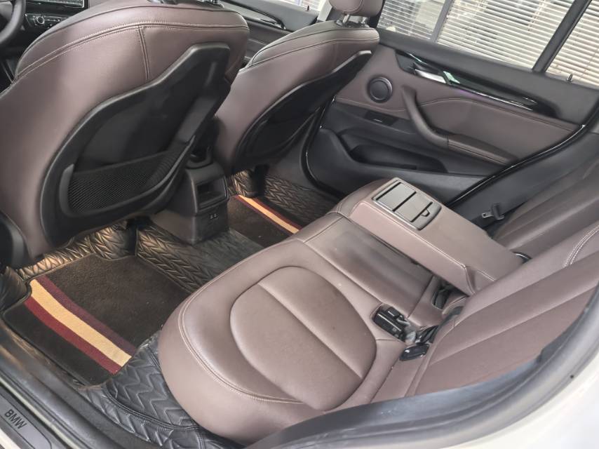 BMW X1 2020 #3 BMW X1 2020 car image #3