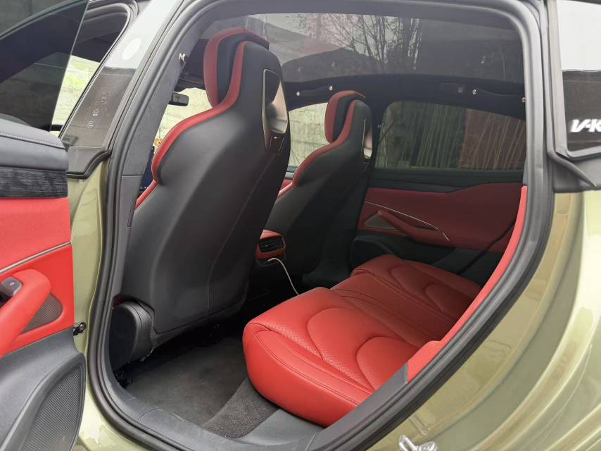 2025 car image #4
