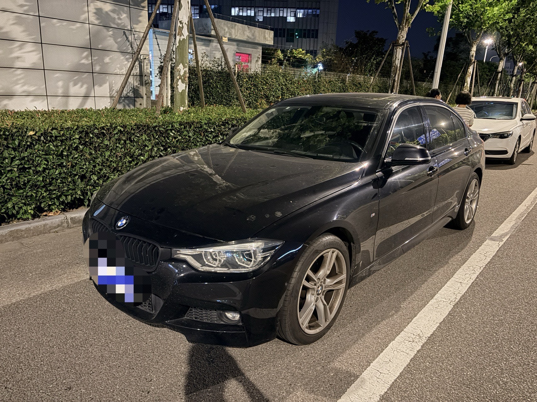 BMW 3 Series 2018 car image 