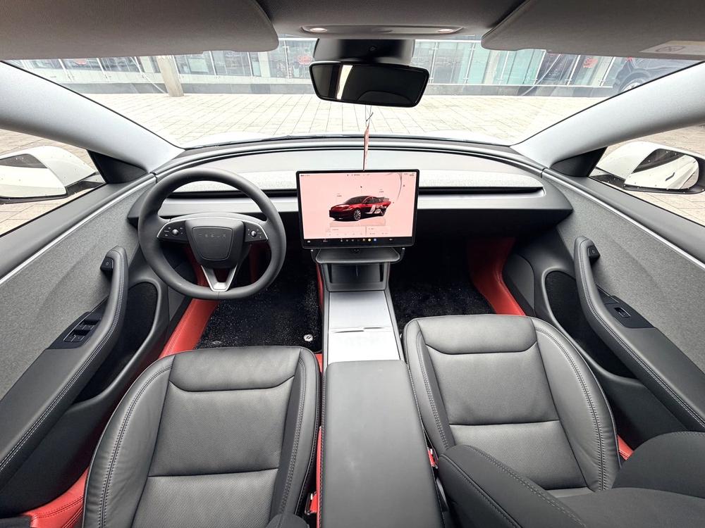 Tesla Model 3 2024 car image #7