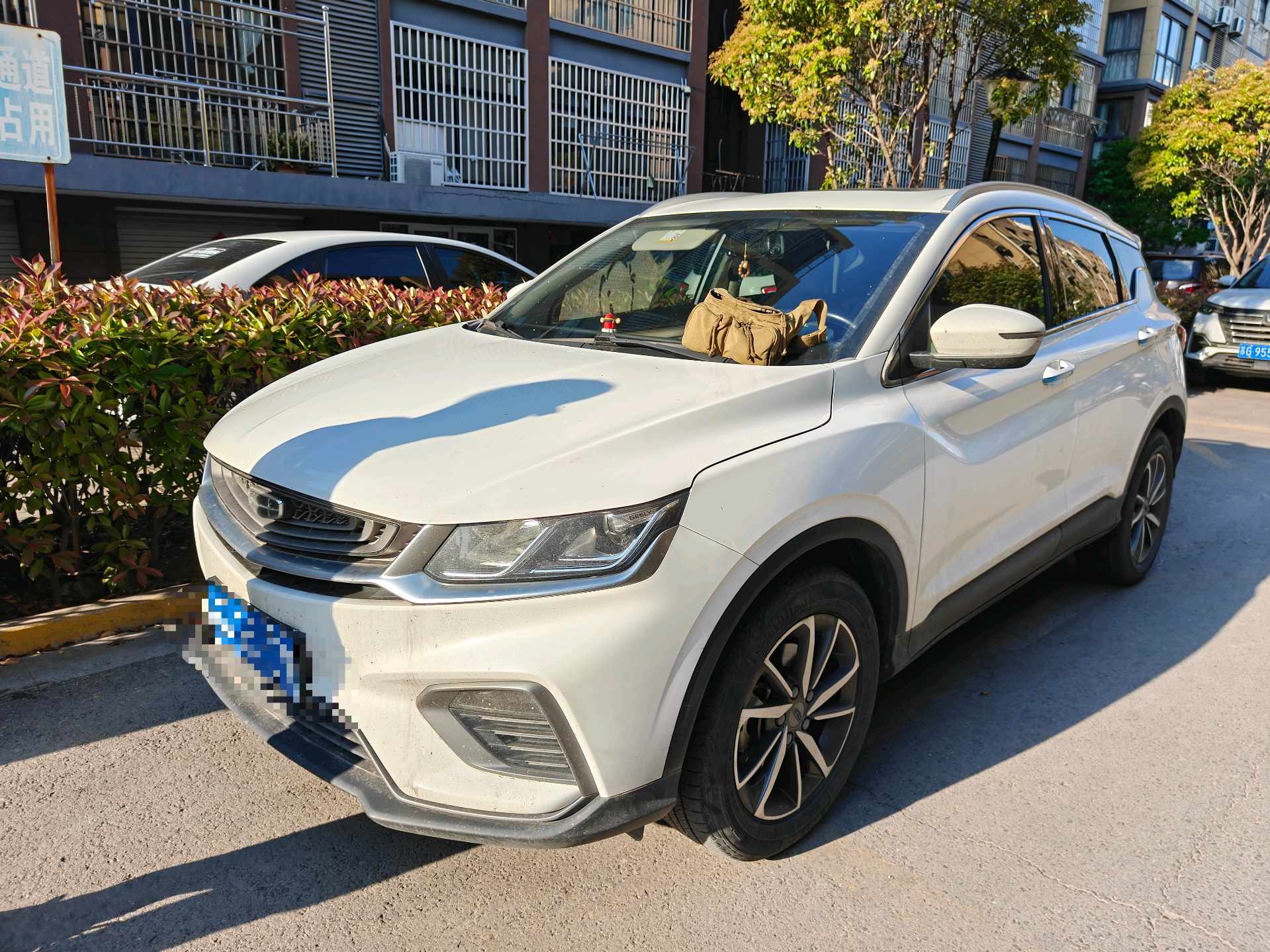 GEELY Coolray 2021 GEELY Coolray 2021 immagine di auto