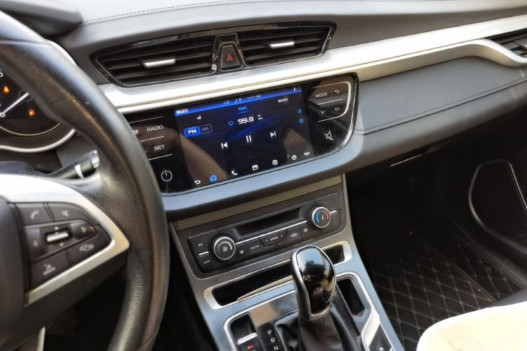 GEELY Emgrand 2020 image de voiture #15