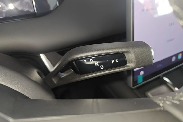 2026 #18 2026 imagem de carro #18